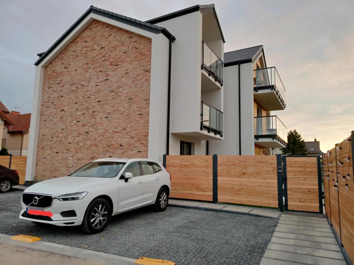 Czarny Baran Apartment Дебки Екстериор снимка