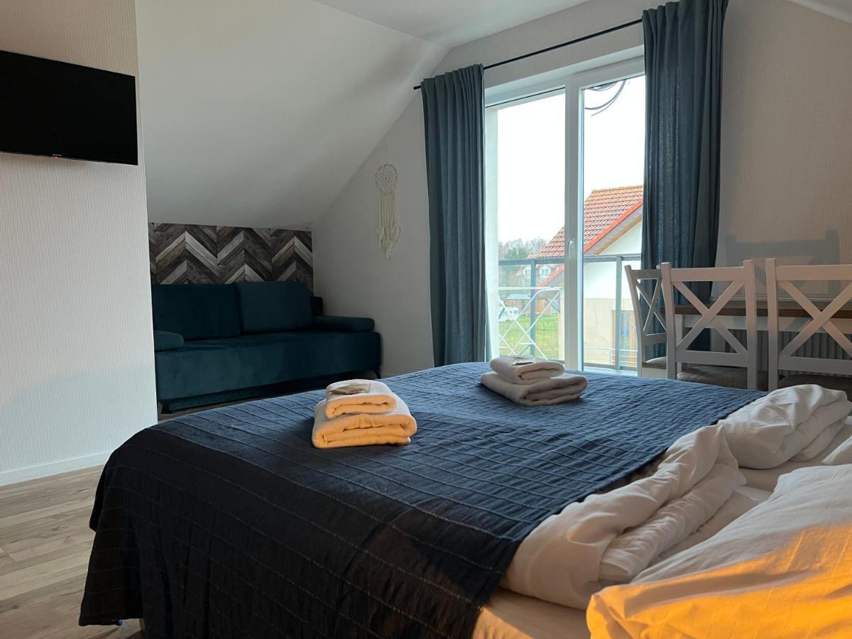 Czarny Baran Apartment Дебки Екстериор снимка