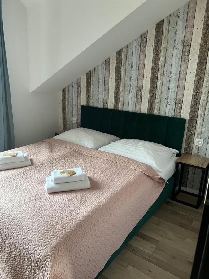 Czarny Baran Apartment Дебки Екстериор снимка