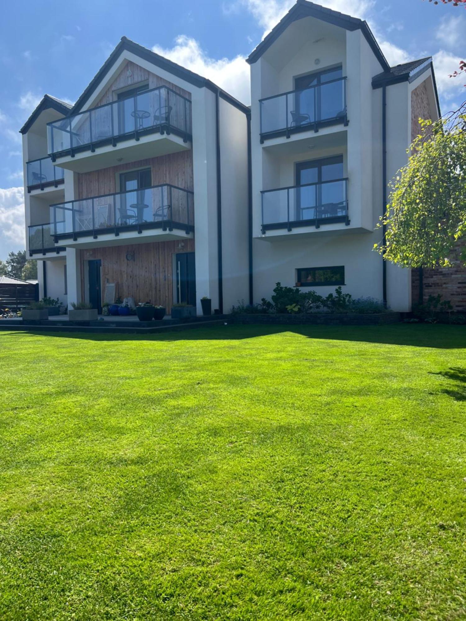 Czarny Baran Apartment Дебки Екстериор снимка